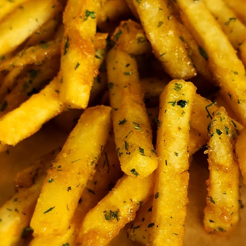 Crave-Worthy Fries: Perfect with Burgers and Hot Dogs